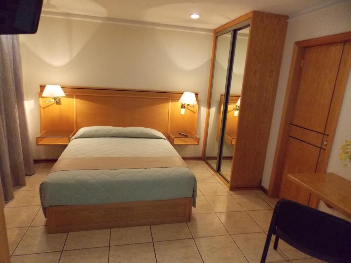 Cypres Hotel & Suites サポパン エクステリア 写真